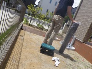 人工芝 おすすめ 敷く前に